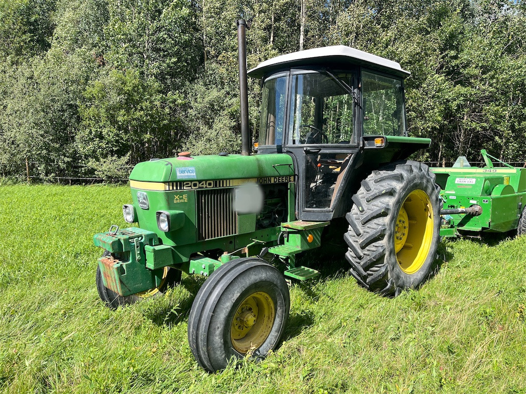 JOHN DEERE 2040 S TSS - Máy cày: hình 3 JOHN DEERE 2040 S TSS - Máy cày: hình 3