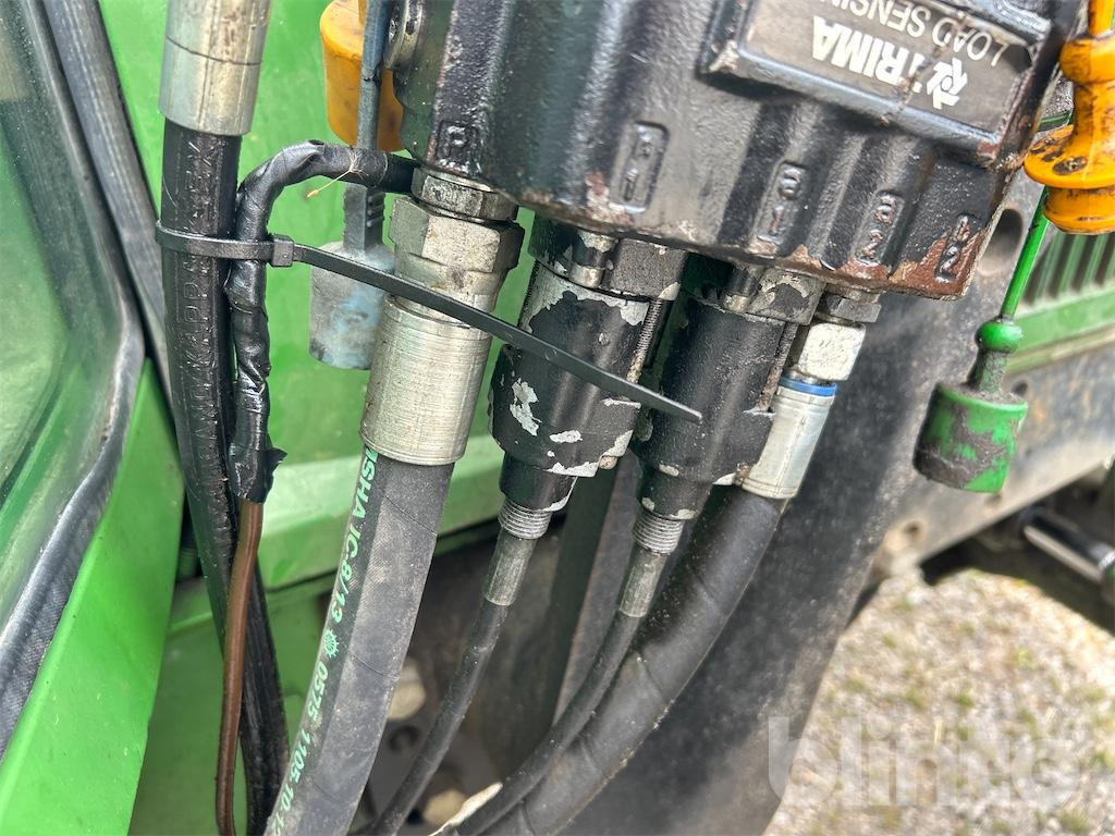 Máy cày JOHN DEERE 6400: hình 48