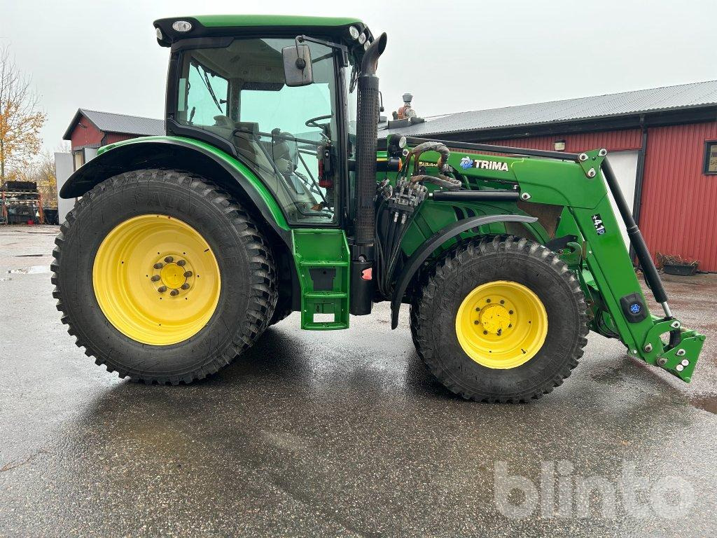 John Deere 6125R - Máy cày: hình 4 John Deere 6125R - Máy cày: hình 4