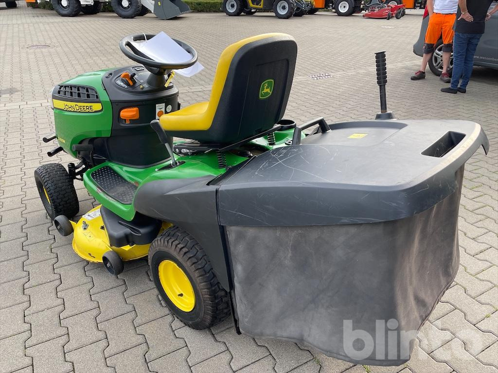 John Deere X155R - Máy cắt cỏ vườn: hình 4 John Deere X155R - Máy cắt cỏ vườn: hình 4