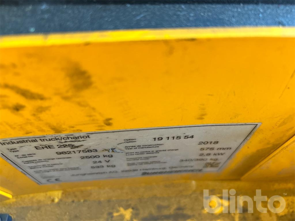 Jungheinrich - Xe tải nâng pallet: hình 5 Jungheinrich - Xe tải nâng pallet: hình 5