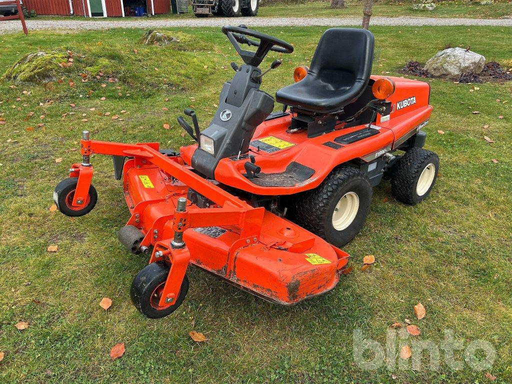 Kubota - Máy cắt cỏ vườn: hình 3 Kubota - Máy cắt cỏ vườn: hình 3