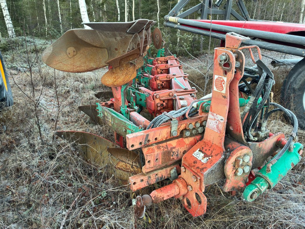 Kverneland 80-160-8 - Cày: hình 3 Kverneland 80-160-8 - Cày: hình 3