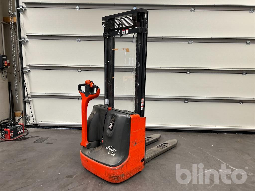 Linde L12 (2019) - Máy xếp chồng: hình 3 Linde L12 (2019) - Máy xếp chồng: hình 3