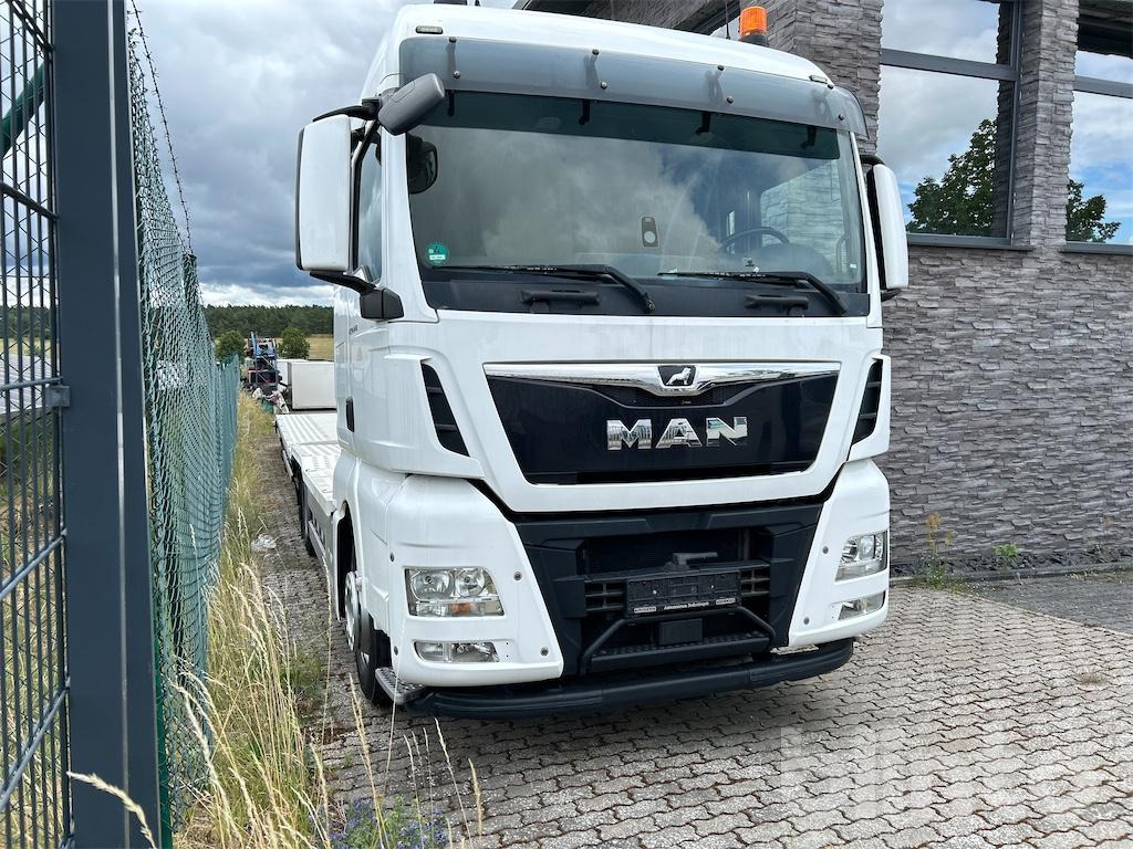 MAN TGX 26.460 mit Trailer für Baumaschinen (2017) - Xe tải chuyên chở tự động: hình 2 MAN TGX 26.460 mit Trailer für Baumaschinen (2017) - Xe tải chuyên chở tự động: hình 2