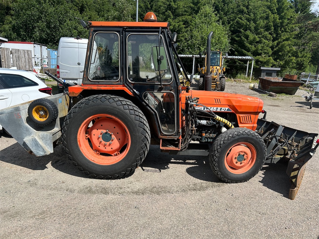 KUBOTA L 345 MKII DT - Máy móc khác: hình 4 KUBOTA L 345 MKII DT - Máy móc khác: hình 4