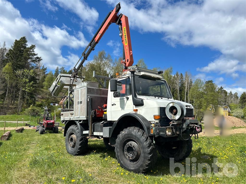 UNIMOG U 2150 L 4X4 med kran / personkorg / grävaggregat - Máy móc khác: hình 3 UNIMOG U 2150 L 4X4 med kran / personkorg / grävaggregat - Máy móc khác: hình 3