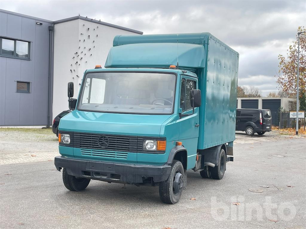 Mercedes Benz Vario 711 D (1995) - Xe tải hộp: hình 1 Mercedes Benz Vario 711 D (1995) - Xe tải hộp: hình 1