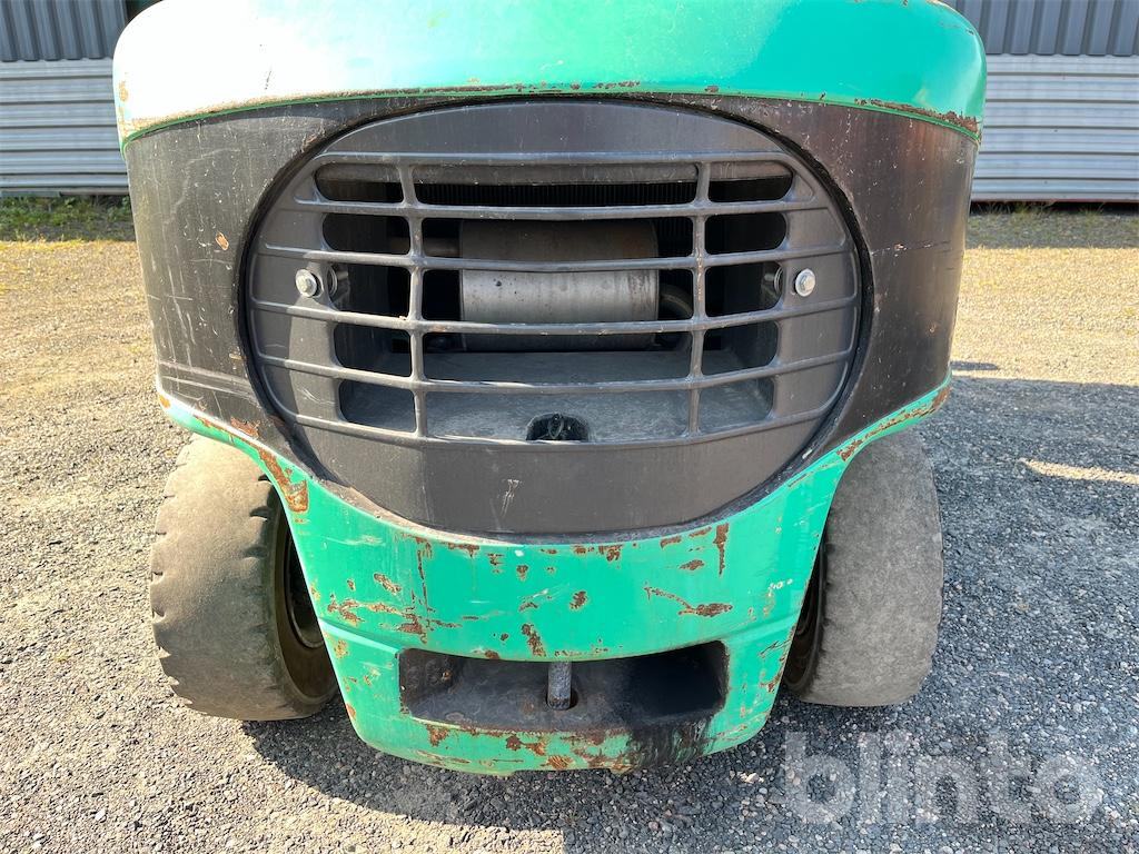 Xe nâng diesel Mitsubishi FD30K: hình 32