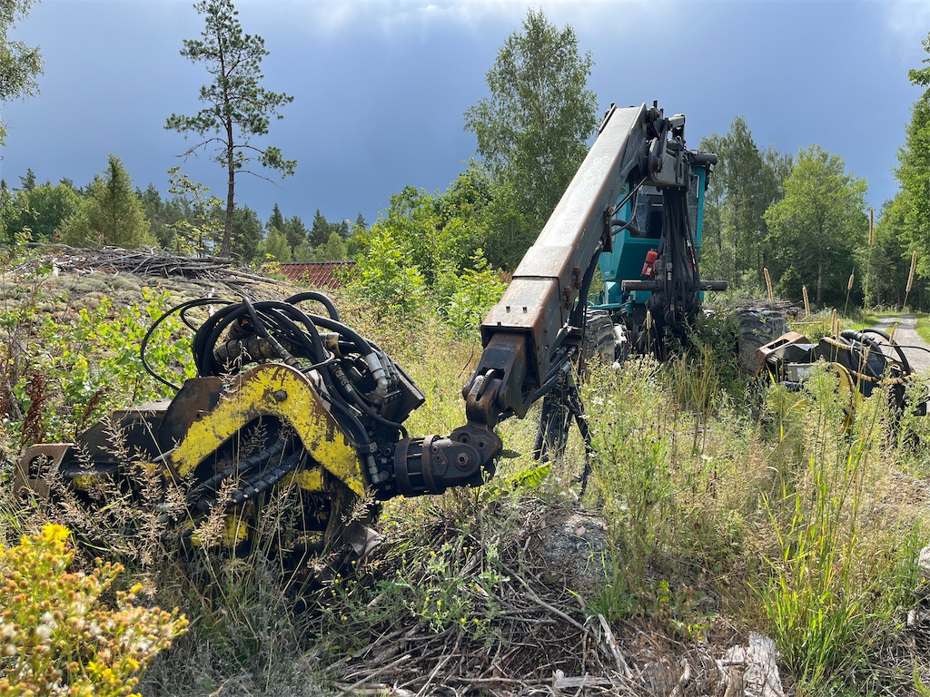 Ösa som grund, sen påbygd med Timberjackhytt - Máy thu hoạch rừng: hình 3 Ösa som grund, sen påbygd med Timberjackhytt - Máy thu hoạch rừng: hình 3