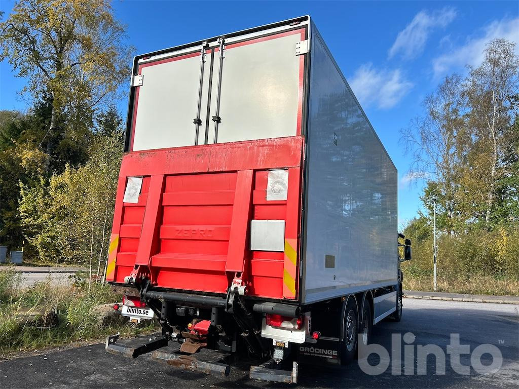 SCANIA P380DB6X2*4MNB - Xe tải đông lạnh: hình 3 SCANIA P380DB6X2*4MNB - Xe tải đông lạnh: hình 3