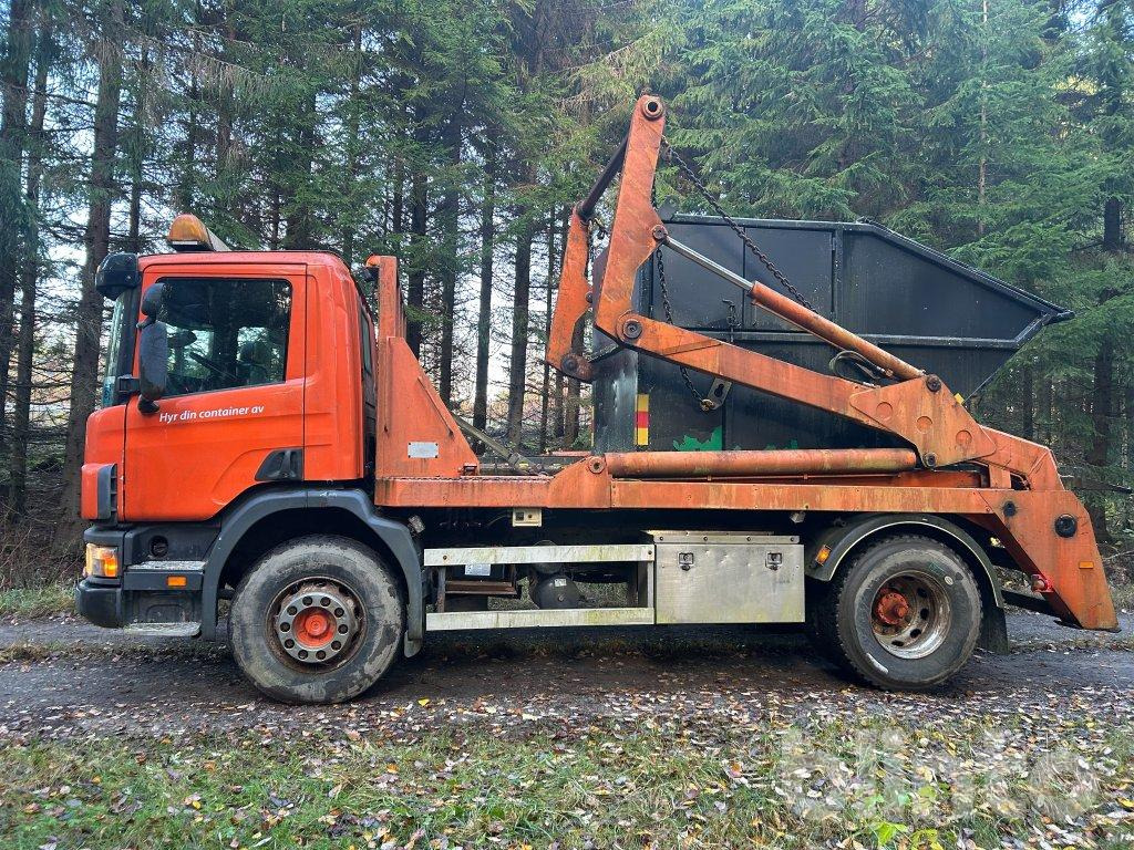 SCANIA P94GB4X2NZ230 - Xe tải chở thùng nhỏ: hình 5 SCANIA P94GB4X2NZ230 - Xe tải chở thùng nhỏ: hình 5