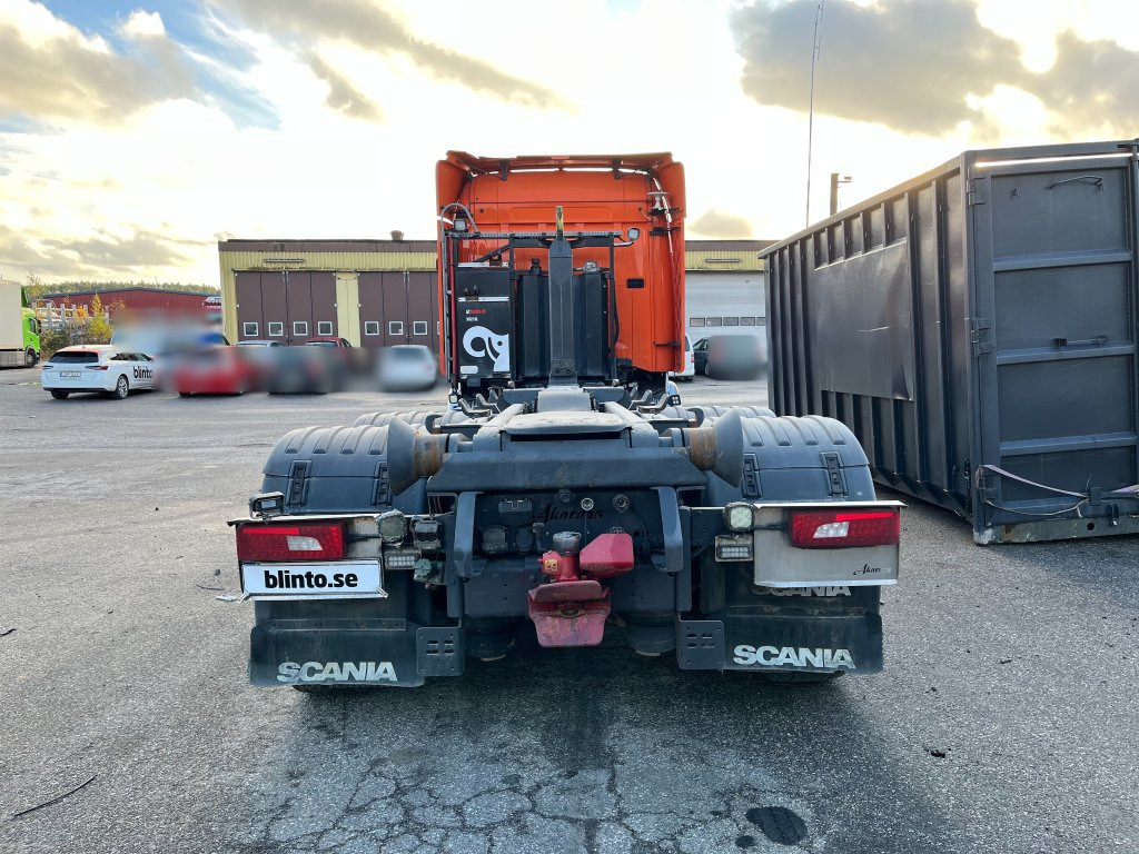 SCANIA R490LB6x2*4 - Xe tải nâng móc: hình 5 SCANIA R490LB6x2*4 - Xe tải nâng móc: hình 5