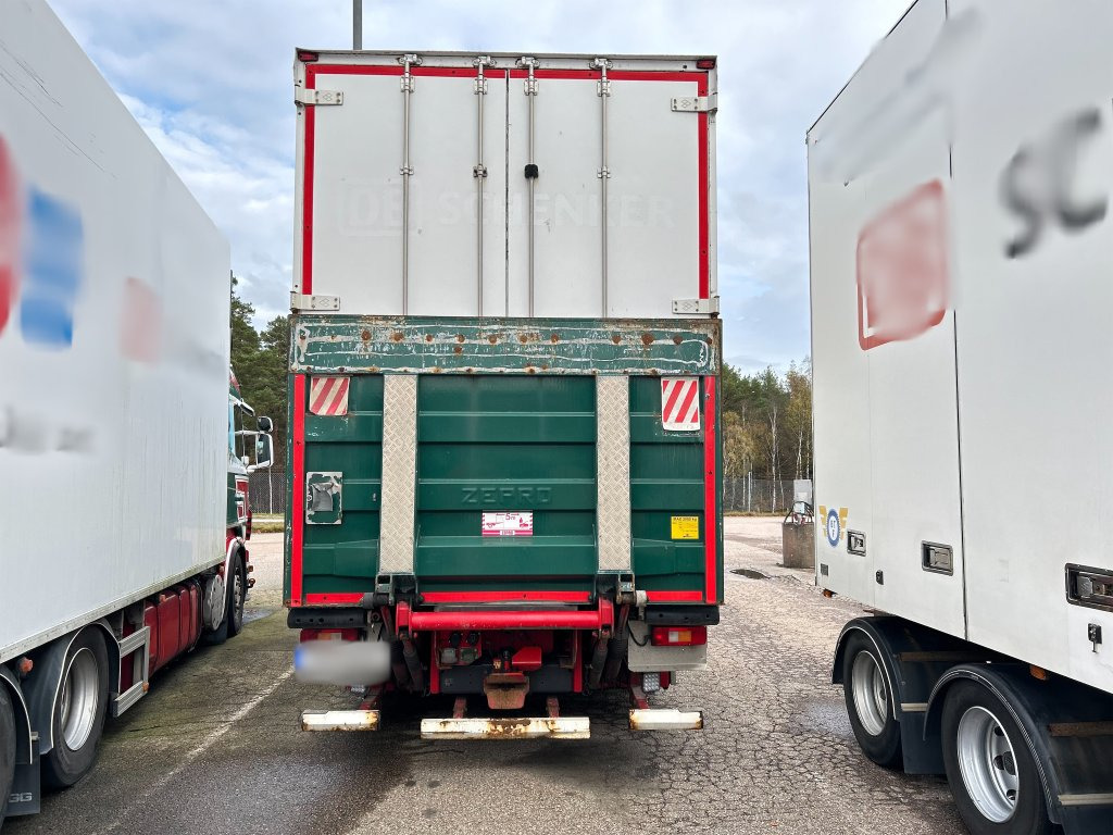 Skåpbil Volvo FH bussbyggskåp med kylaggregat - Xe tải đông lạnh: hình 3 Skåpbil Volvo FH bussbyggskåp med kylaggregat - Xe tải đông lạnh: hình 3