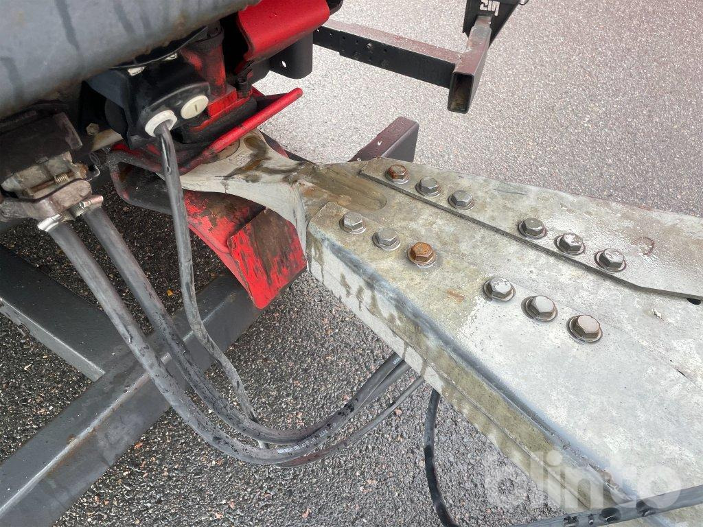 VAK V-4-40 - Rơ moóc hộp kín: hình 5 VAK V-4-40 - Rơ moóc hộp kín: hình 5