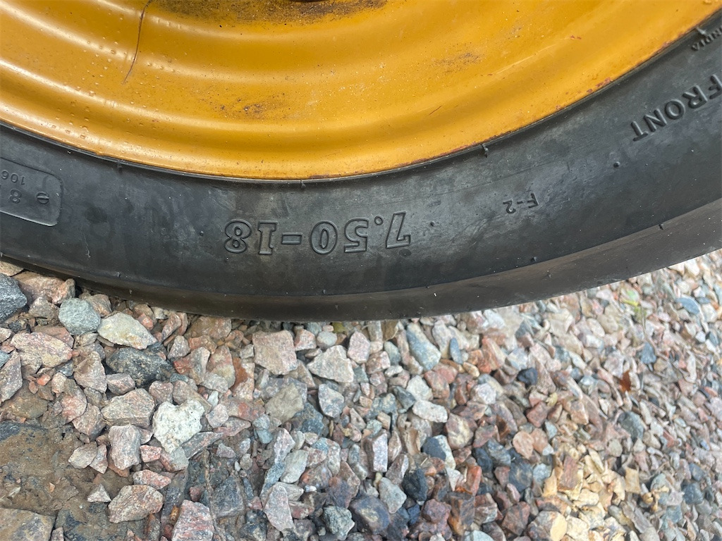 Máy cày VALMET 502: hình 34