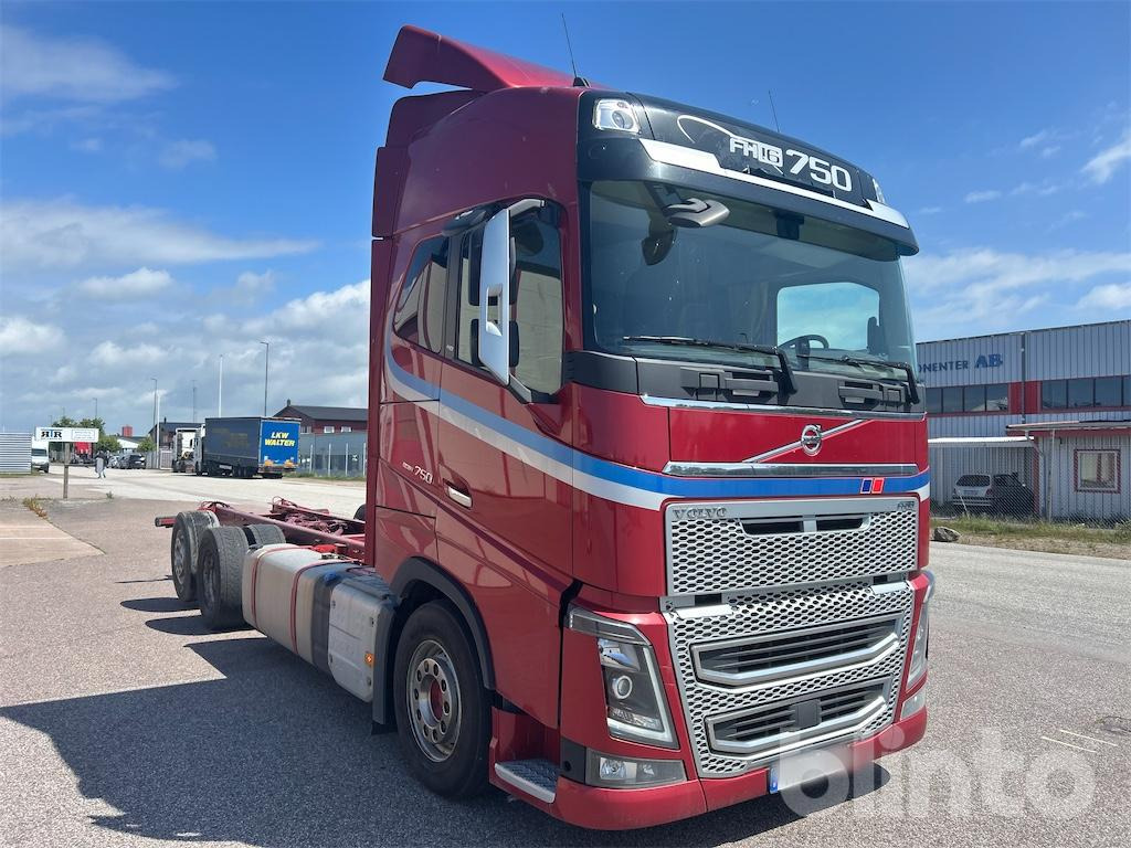 VOLVO FH16 750 - Xe tải khung gầm: hình 4 VOLVO FH16 750 - Xe tải khung gầm: hình 4