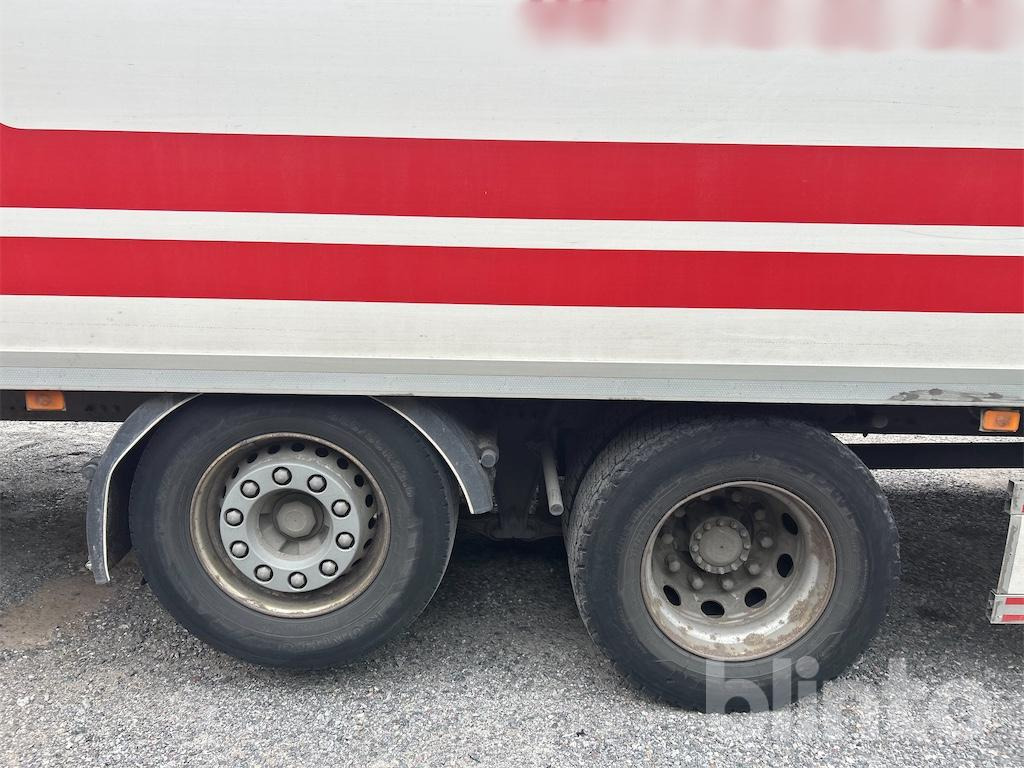 Xe tải đông lạnh VOLVO FM 330: hình 26