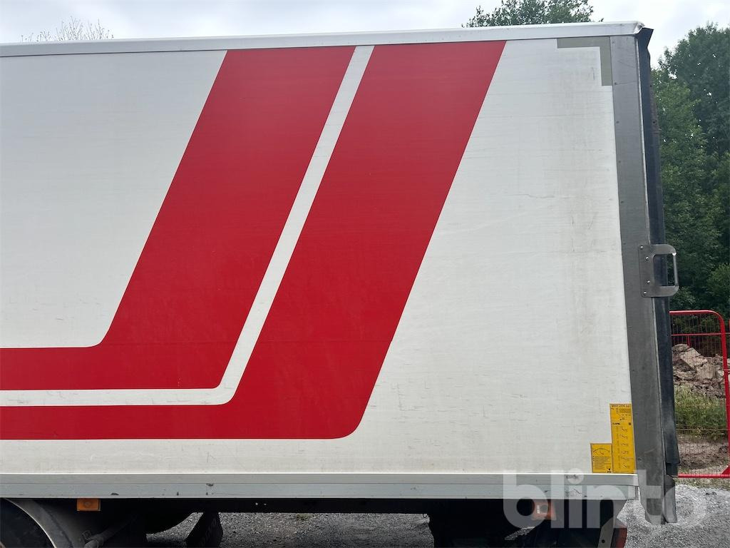 Xe tải đông lạnh VOLVO FM 330: hình 39