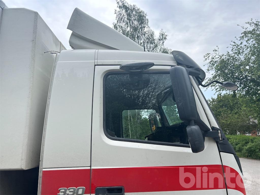 Xe tải đông lạnh VOLVO FM 330: hình 16