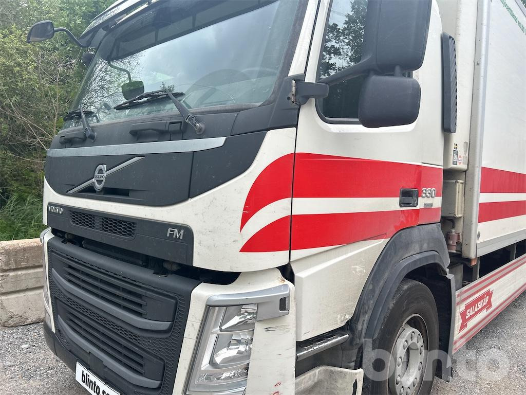 Xe tải đông lạnh VOLVO FM 330: hình 9