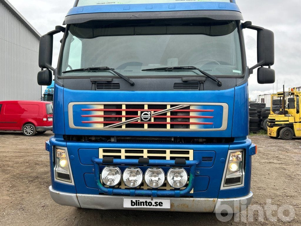 VOLVO FM12 6*2 - Xe ben, Xe cẩu tự hành: hình 4 VOLVO FM12 6*2 - Xe ben, Xe cẩu tự hành: hình 4