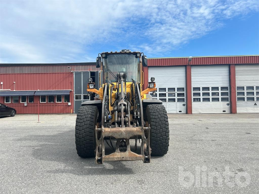 VOLVO L90E - Máy xúc lật bánh lốp: hình 2 VOLVO L90E - Máy xúc lật bánh lốp: hình 2
