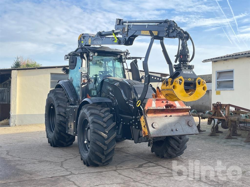 Valtra T175 EV (2024) mit Kesla 326 T Forwarderkran - Máy cày: hình 2 Valtra T175 EV (2024) mit Kesla 326 T Forwarderkran - Máy cày: hình 2