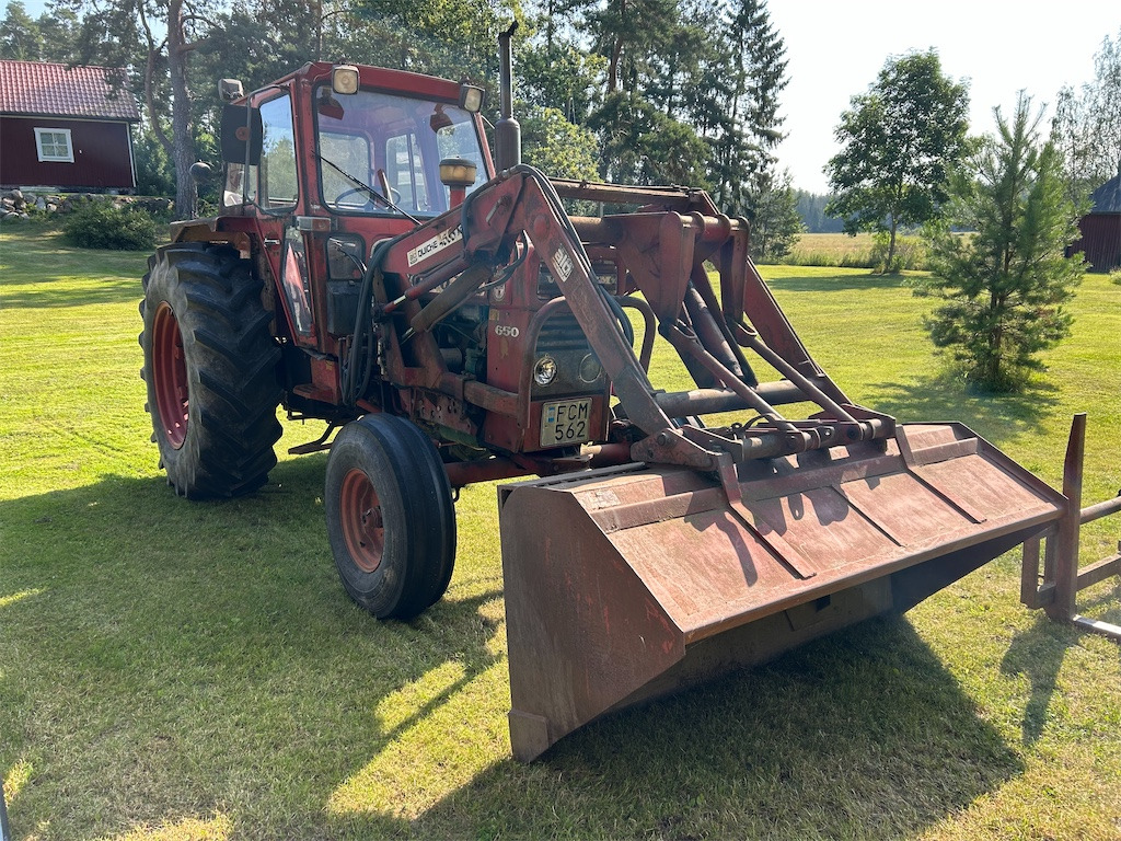 Volvo BM 650 - Máy cày: hình 1 Volvo BM 650 - Máy cày: hình 1