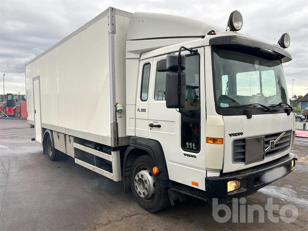 Volvo FL611 4x2 - Nybesiktigad - Xe tải hộp: hình 3 Volvo FL611 4x2 - Nybesiktigad - Xe tải hộp: hình 3