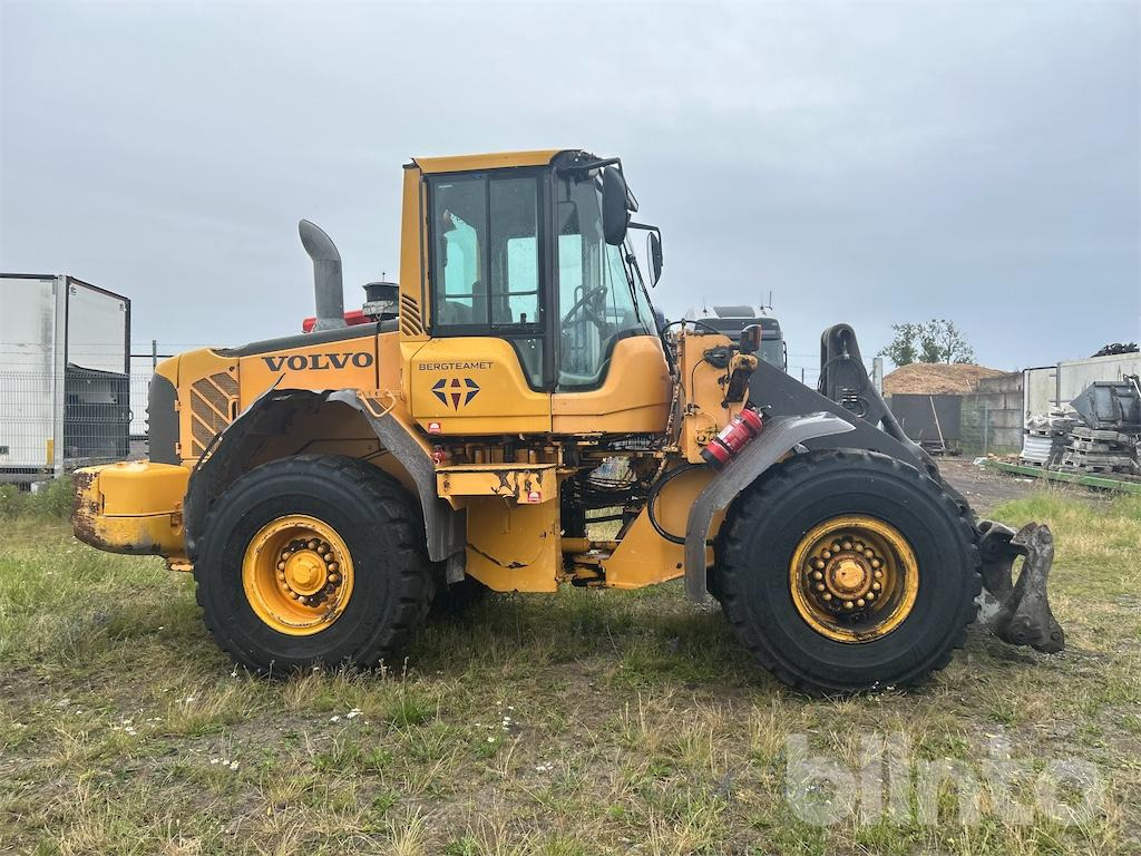 Volvo L90F - Máy xúc lật bánh lốp: hình 5 Volvo L90F - Máy xúc lật bánh lốp: hình 5