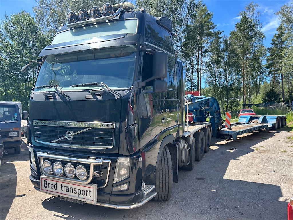 Dragbil / VOLVO FH16 660 med 5:e axel och maskinsläp / Säljes som ekipage - Xe đầu kéo, Sơ mi rơ moóc tự động vận chuyển: hình 1 Dragbil / VOLVO FH16 660 med 5:e axel och maskinsläp / Säljes som ekipage - Xe đầu kéo, Sơ mi rơ moóc tự động vận chuyển: hình 1