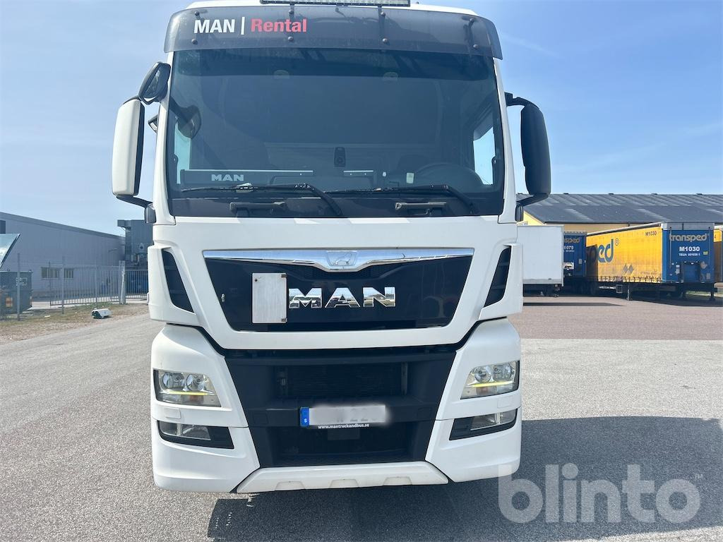 MAN TGX 28.480 - Xe đầu kéo: hình 4 MAN TGX 28.480 - Xe đầu kéo: hình 4