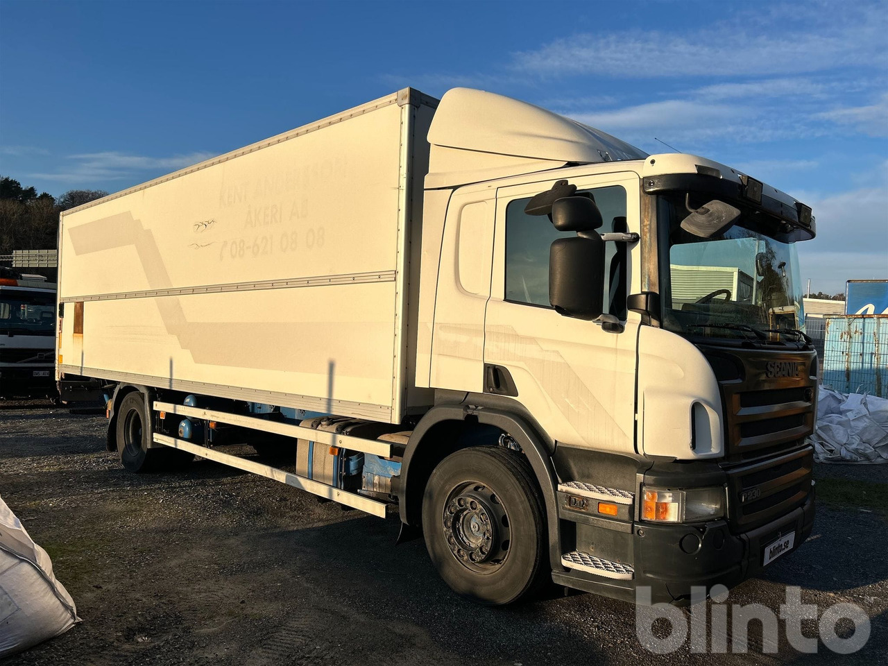 SCANIA P230LB4X2HNA - Xe tải: hình 3 SCANIA P230LB4X2HNA - Xe tải: hình 3