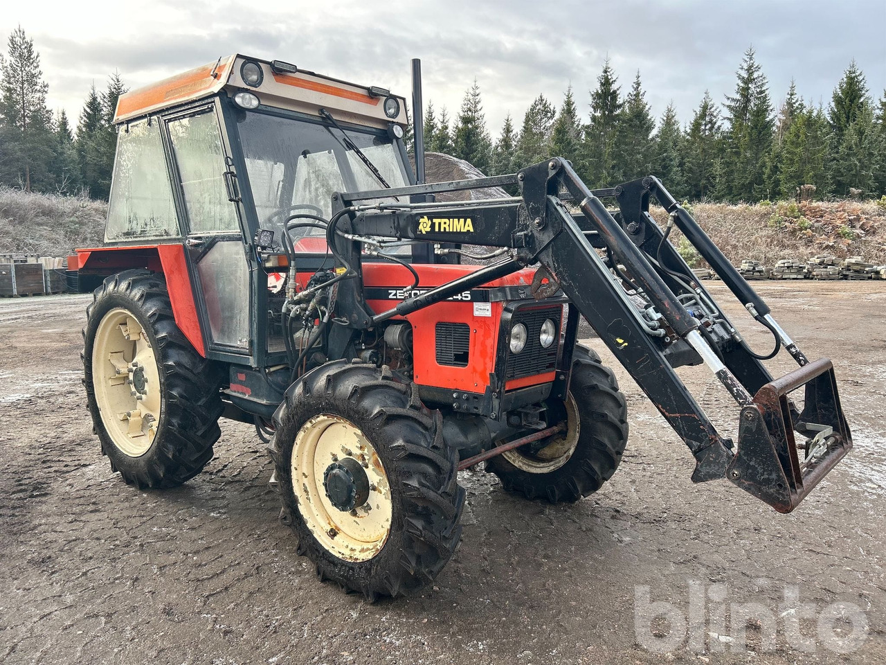 ZETOR 5245 - Máy cày: hình 2 ZETOR 5245 - Máy cày: hình 2