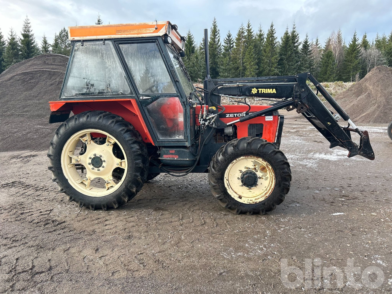 ZETOR 5245 - Máy cày: hình 3 ZETOR 5245 - Máy cày: hình 3