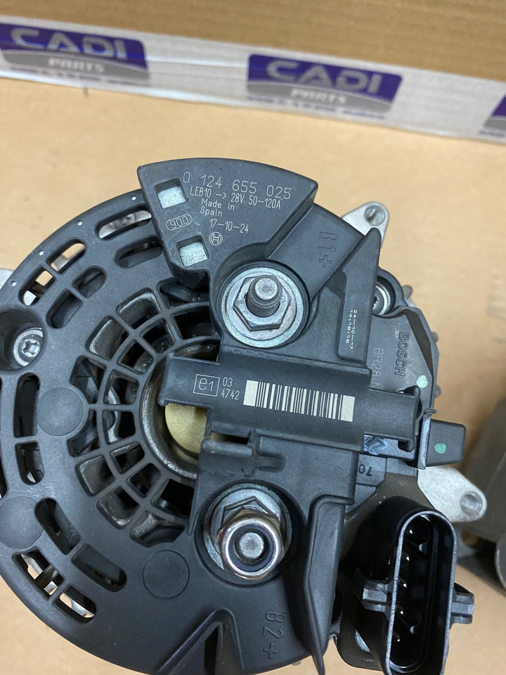ALTERNATORE - RIF BOSCH 0124655025 - RIF. MAN 51261017283 28V, 120A - Máy phát điện cho Xe tải: hình 3 ALTERNATORE - RIF BOSCH 0124655025 - RIF. MAN 51261017283 28V, 120A - Máy phát điện cho Xe tải: hình 3