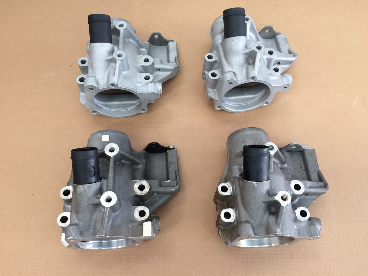 CARCASSA RIDUTTORE PER POMPA CARBURANTE ALTA PRESSIONE - MOTORI MAN D2066 / D2676 - Bơm nhiên liệu cho Xe tải: hình 1 CARCASSA RIDUTTORE PER POMPA CARBURANTE ALTA PRESSIONE - MOTORI MAN D2066 / D2676 - Bơm nhiên liệu cho Xe tải: hình 1