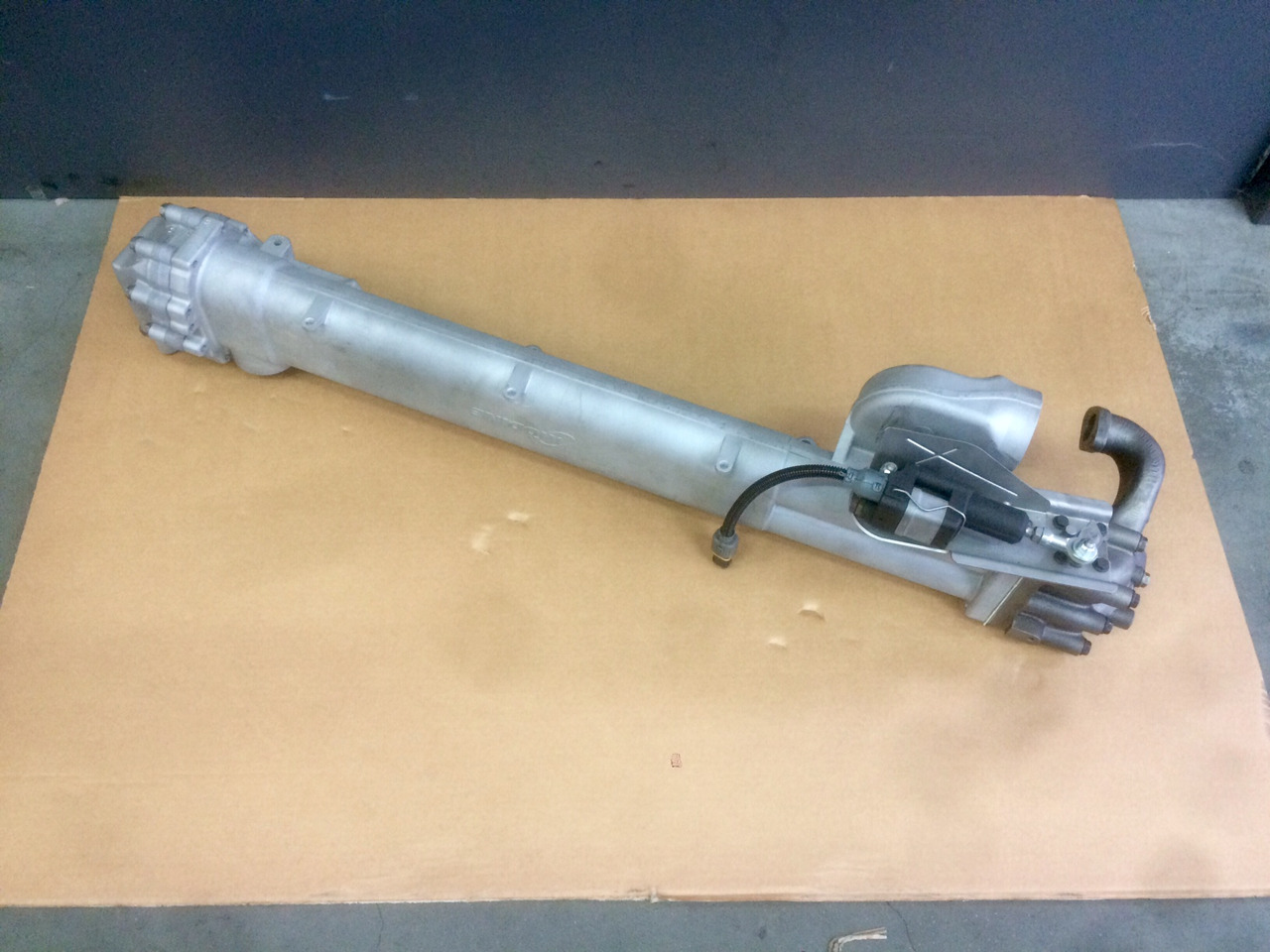 MODULO EGR (modulo ricircolo gas di scarico) - Motori MAN D2066 / D2676 - Euro 3 / Euro 4 - RIF. MAN 51081007047 - 51081007060 - 51081007063 - 51081007196 - Bộ làm mát EGR: hình 1 MODULO EGR (modulo ricircolo gas di scarico) - Motori MAN D2066 / D2676 - Euro 3 / Euro 4 - RIF. MAN 51081007047 - 51081007060 - 51081007063 - 51081007196 - Bộ làm mát EGR: hình 1