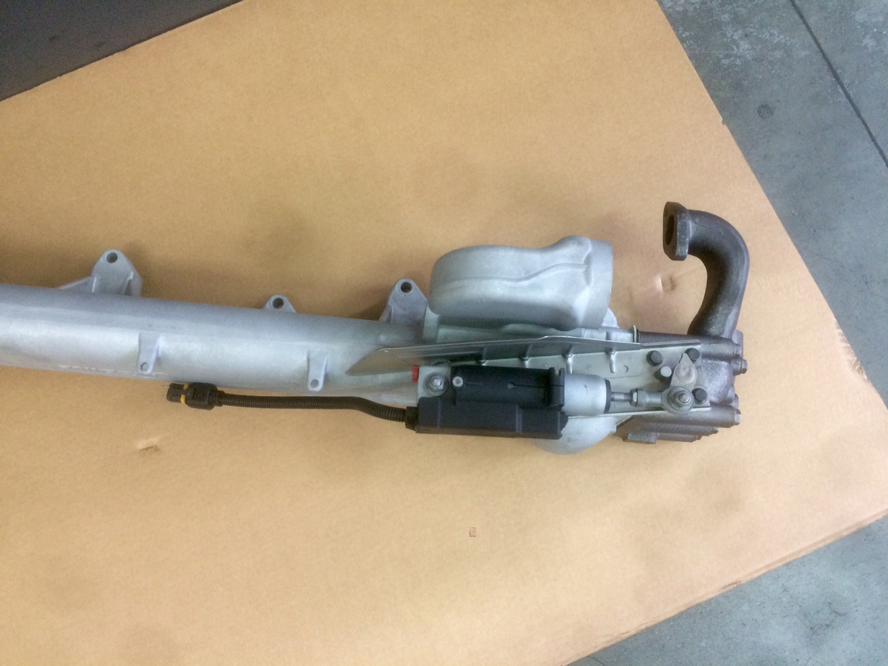 MODULO EGR (modulo ricircolo gas di scarico) - Motori MAN D2066 / D2676 - Euro 3 / Euro 4 - RIF. MAN 51081007140 - 51081007152 - 51081007141 - Bộ làm mát EGR: hình 4 MODULO EGR (modulo ricircolo gas di scarico) - Motori MAN D2066 / D2676 - Euro 3 / Euro 4 - RIF. MAN 51081007140 - 51081007152 - 51081007141 - Bộ làm mát EGR: hình 4