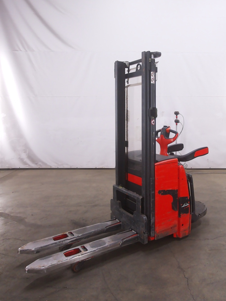 Linde L14AP - Máy xếp chồng: hình 1 Linde L14AP - Máy xếp chồng: hình 1