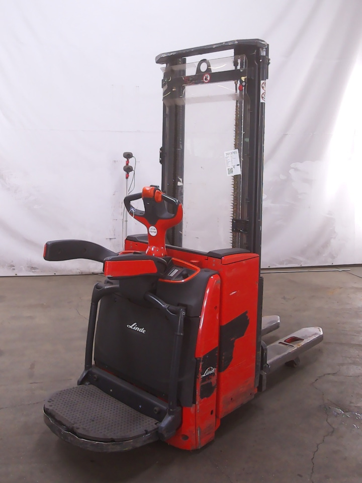Linde L14AP - Máy xếp chồng: hình 2 Linde L14AP - Máy xếp chồng: hình 2