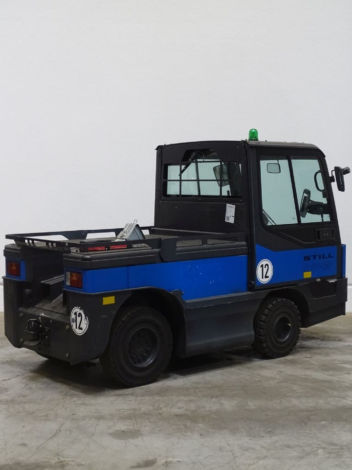 Linde P250 - Xe cày kéo: hình 2 Linde P250 - Xe cày kéo: hình 2