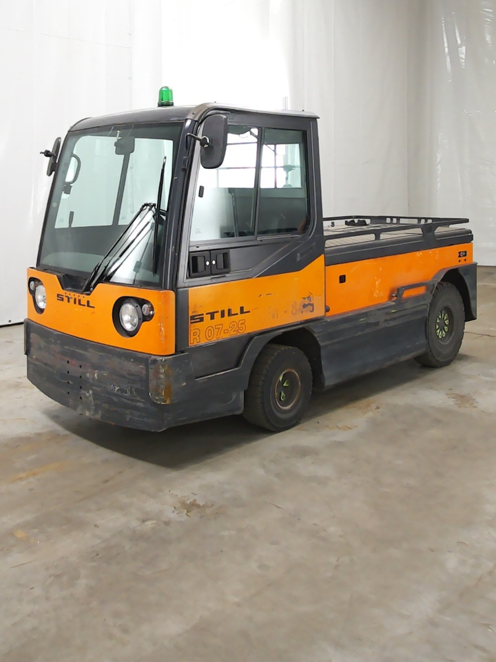 Linde P250 - Xe cày kéo: hình 1 Linde P250 - Xe cày kéo: hình 1
