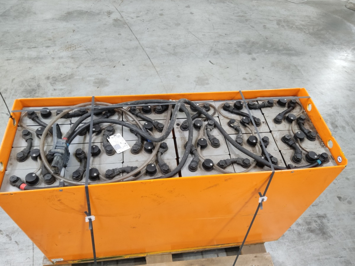 Gbd 48V775AH - Máy móc xây dựng: hình 3 Gbd 48V775AH - Máy móc xây dựng: hình 3