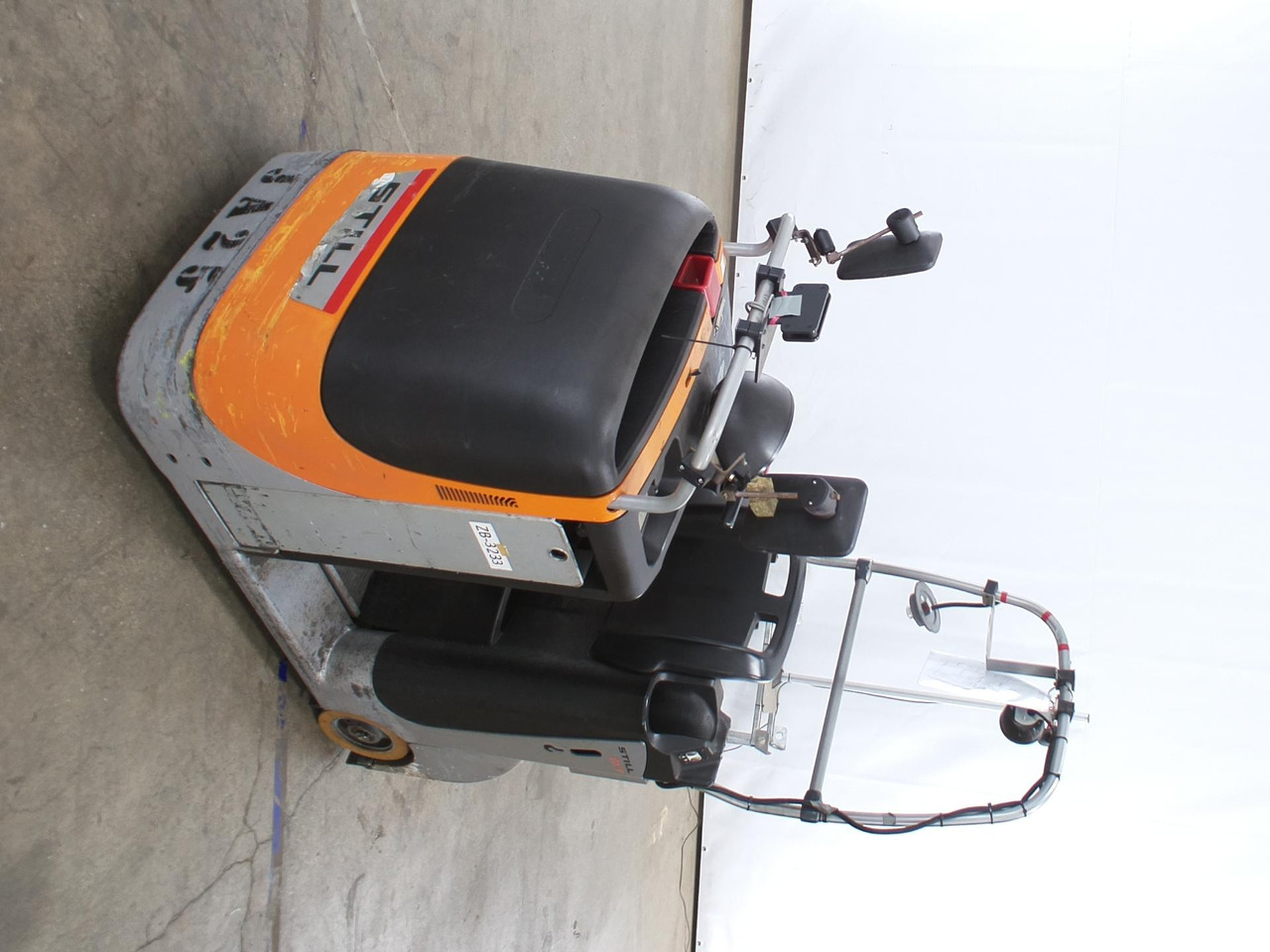 Xe cày kéo Still CX-T: hình 9 Xe cày kéo Still CX-T: hình 9