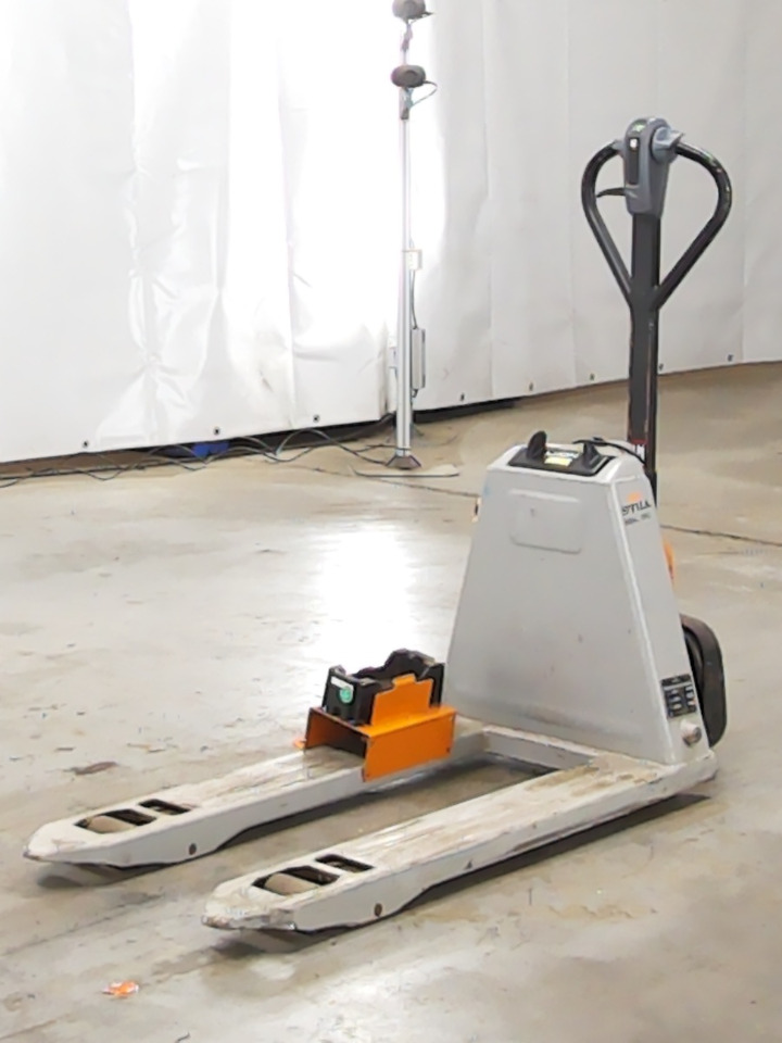 Xe tải nâng pallet Still ECH15C: hình 1