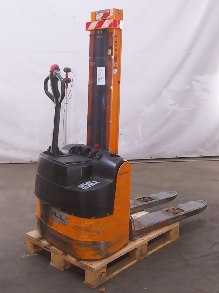 Still EGV12 - Máy xếp chồng: hình 2 Still EGV12 - Máy xếp chồng: hình 2