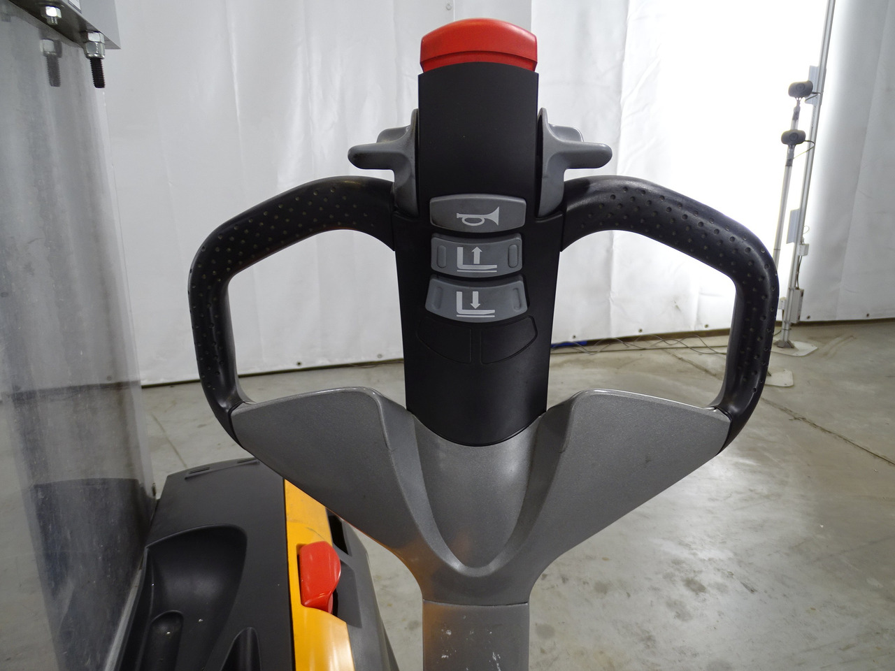 Still EXV12 - Máy xếp chồng: hình 3 Still EXV12 - Máy xếp chồng: hình 3