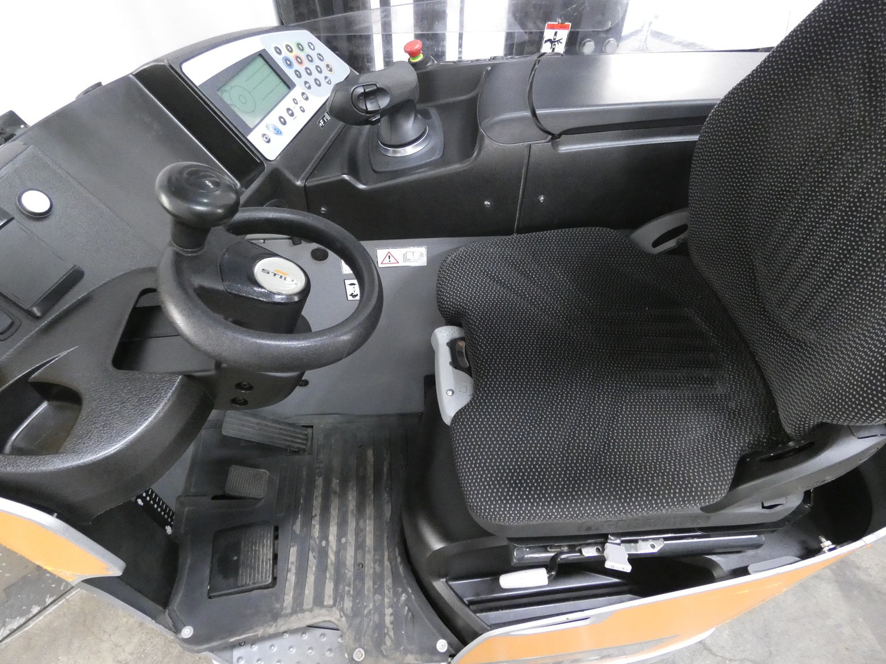 Still FM-X17 - Xe tải tiếp cận: hình 3 Still FM-X17 - Xe tải tiếp cận: hình 3